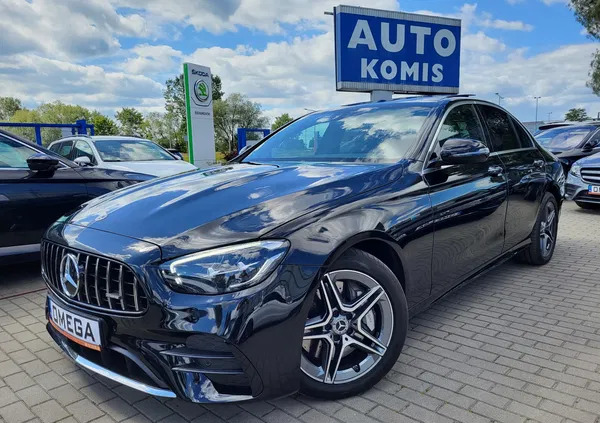 mercedes benz klasa e opalenica Mercedes-Benz Klasa E cena 179900 przebieg: 7800, rok produkcji 2021 z Opalenica